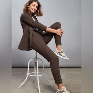 Athleta Venice Heathered Pintuck Pant Brown Yoga Dress Pant Zipper